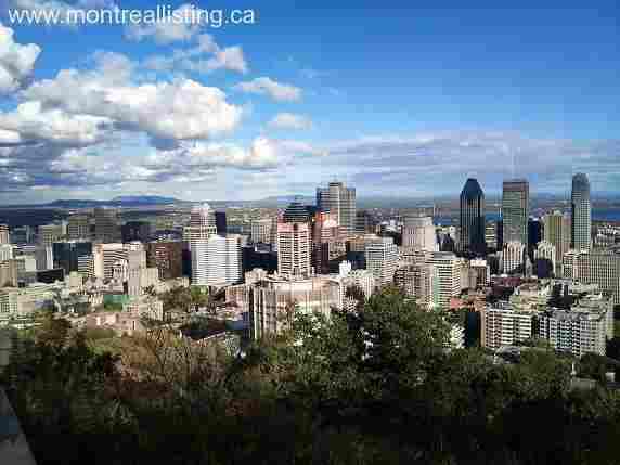 Montreal downtown view from Mont-Royal.