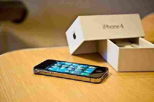 For sale: brand new iPhone 4, Blackberry torch 9800 or Nokia N8 and Buy 2 get 1 free