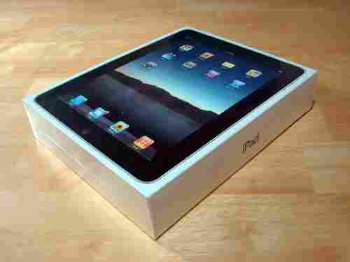 FOR SALE  BRAND  NEW APPLE  TABLET  IPAD WI+FI+3G  FACTORY  UNLOCKED