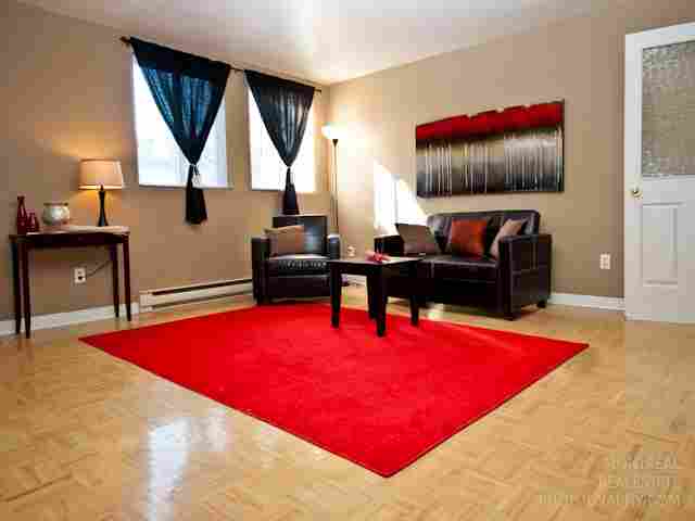 MAGNIFIQUE CONDO- VERITABLE CLE EN MAIN!!!