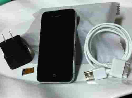 Apple Iphone 4G 32GB BLACK