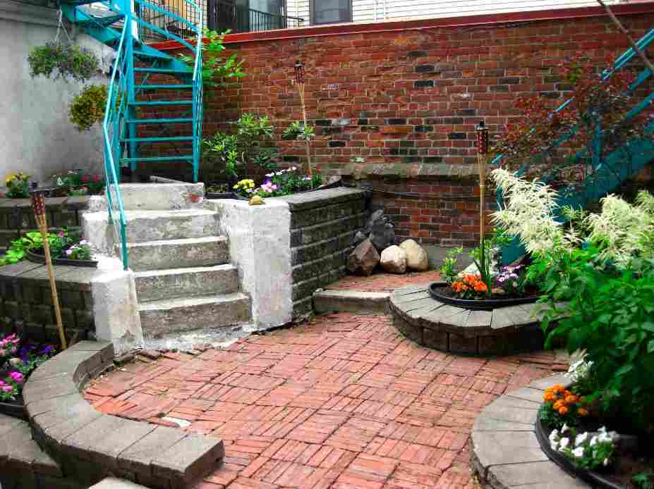 Metro Papineau - Charming 2-floor condo
