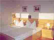 Room available for rent