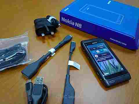 For Sale: Apple iPhone 4 HD 32GB,Nokia -N8,Blackberry Playbook