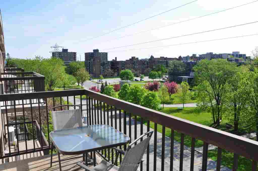 Superb 4 1/2 condo, great location! 