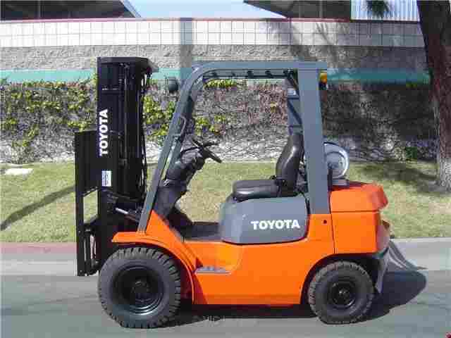 Used Toyota Pneumatic Forklift