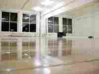 space for rent by hour/ espace a louer par heure