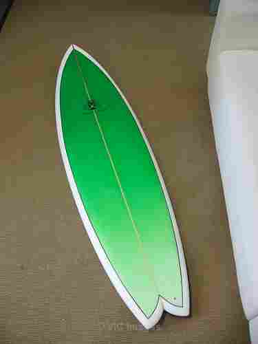 Elder surfboard - planche de surf Elder (downtown/centre-ville)