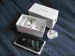 Brand new Unlocked Apple iPhone 4GS 32GB.........$400usd