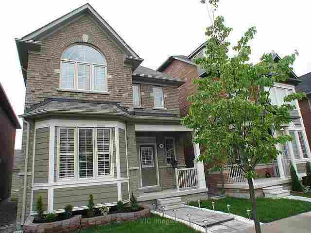 HOUSE FOR SALE IN MARKHAM, ONTARIO