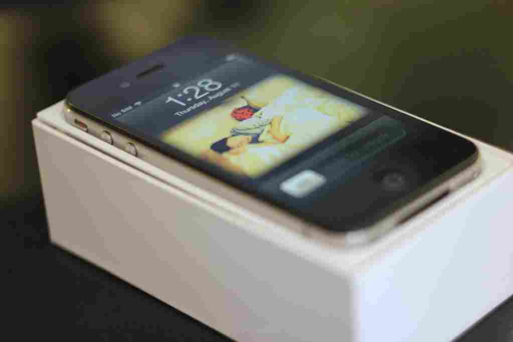 Unlocked Iphone 4 16gb and 32gb 