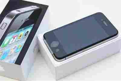 Buy Brand New iPhone 4 32gb 2 units and get Brand New iPad 2 64gb wifi 3g as free unit.