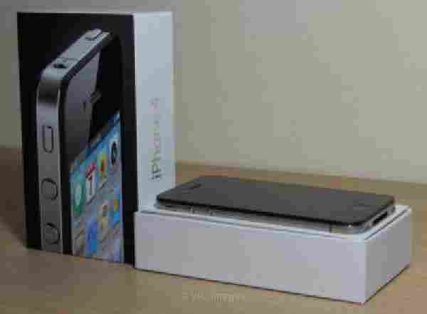 Apple iPhone 4G 32GB,Apple Tablet iPad 2 64GB (Wi-Fi + 3G) .