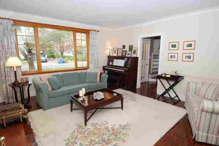 High-End Barrymore 3 Place Sofa