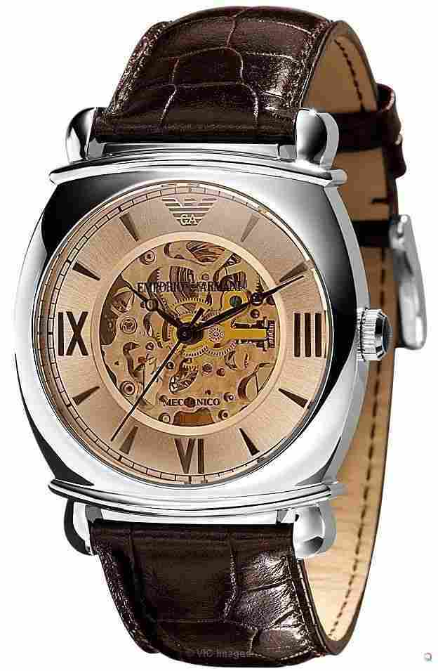 ROLEX DAYTONA COSMOGRAPH WHITE DIAL IN STAINLESS STEEL