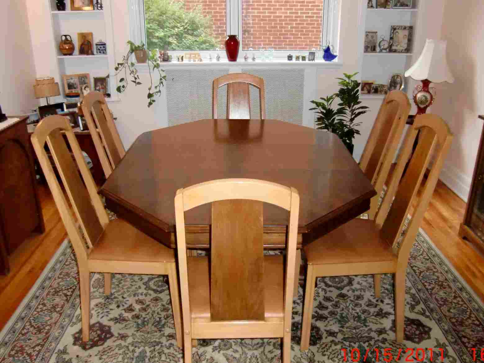 Dining set