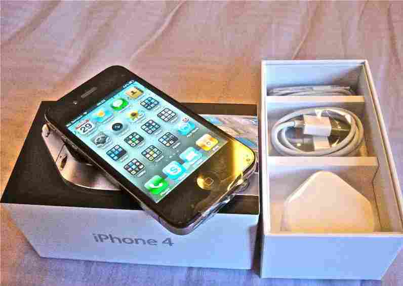 Brand new Apple iPhone 4 32gb,Apple ipad 2,Blackberry Torch,HTC Pro2,...