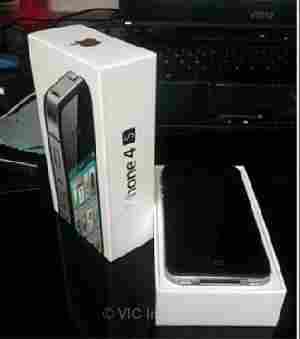 Apple  iPhone 4S 32gb and Apple Ipad 2 64GB