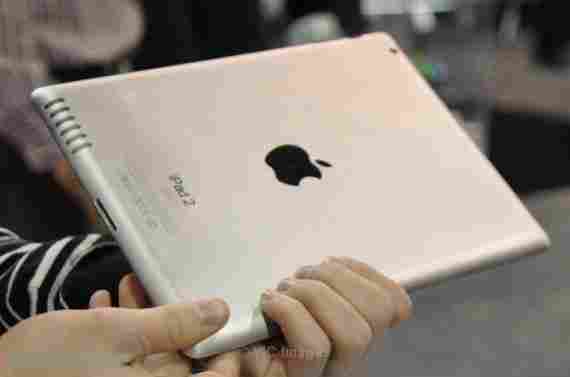 apple ipad2 32gb-$300
