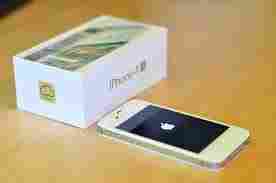 Brand new apple iphone 4S & ipad2 @ whole sale price