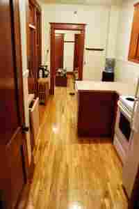 Large, Beautiful, Classic 5 1/2 in Upper Plateau