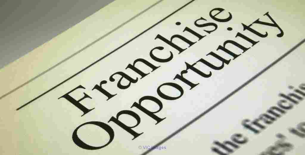 Franchise Cafe/Bistro at Montreal West Island's Famous Shopping Center