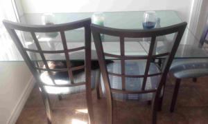Dining room table and chairs for sale 