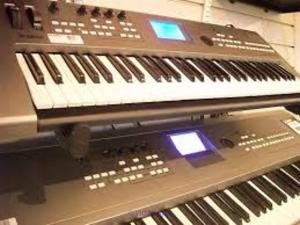 F/s.. Yamaha Tyros 3 Keyboard
