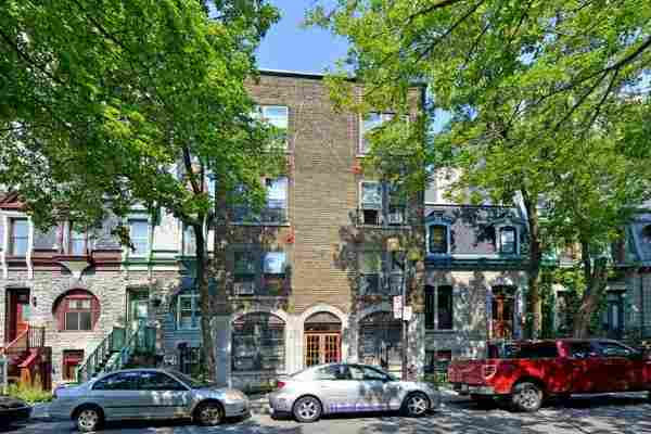 3 1/2 furnished donwtown heated wi fi tv cable internet hydro included
