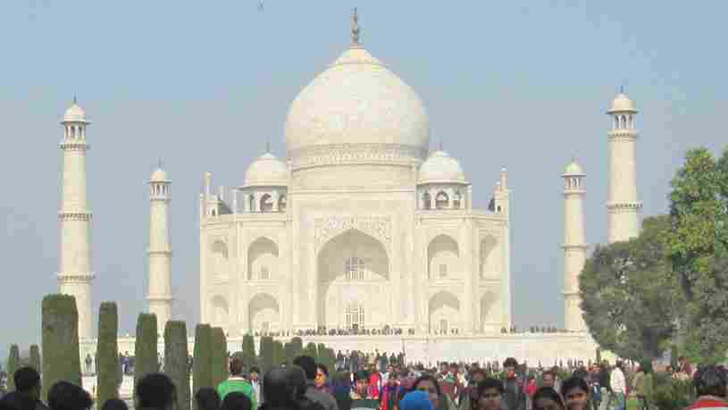 Delhi to Agra Taxi