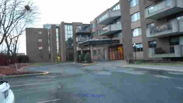 990 Rue Hills, apt. 305, Saint-Laurent H4N 2V8 QC