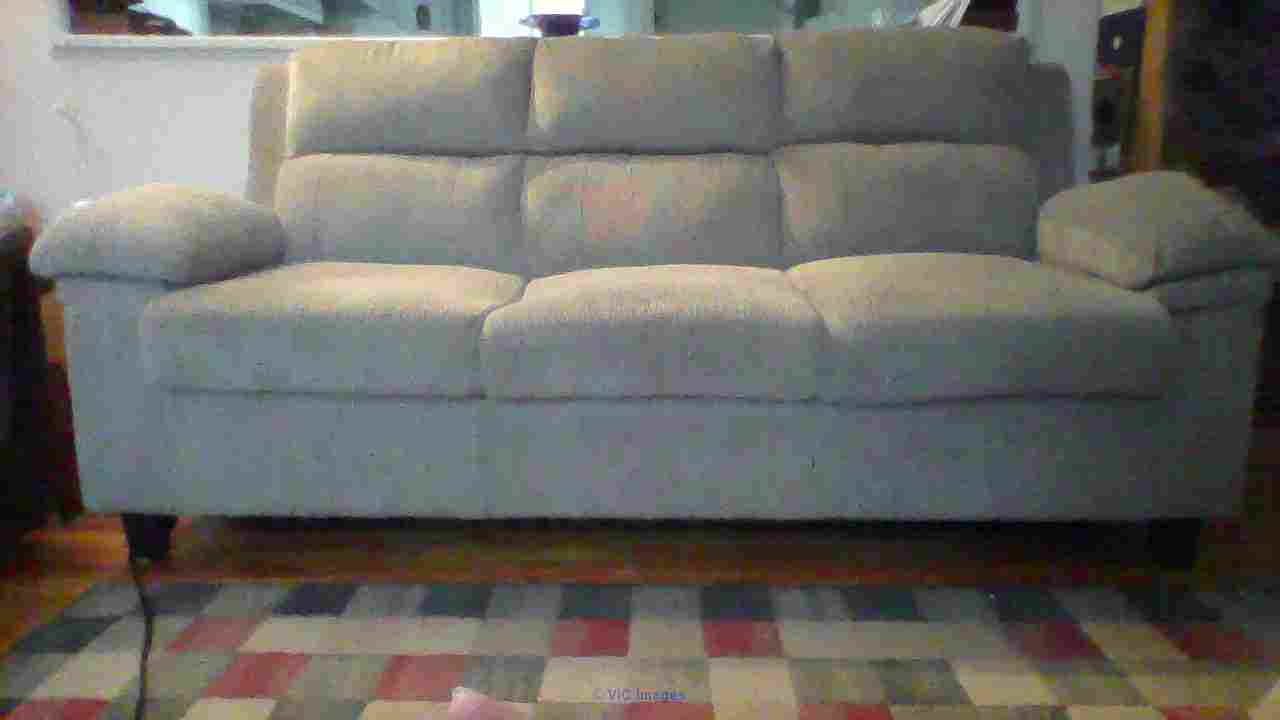 Sofa & Loveseat/Causeuse velvet/velour material for sale