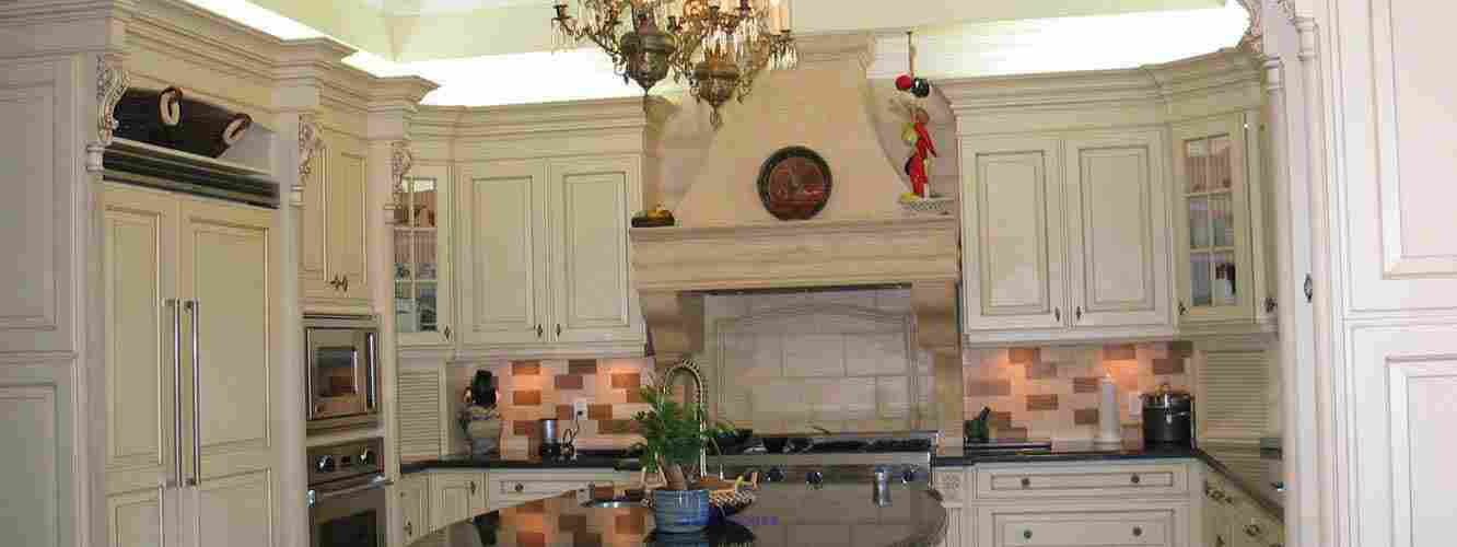 Kitchen Cabinets in Burlington and Vaughan