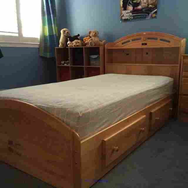 Twin Bedroom Set with Captain Bed