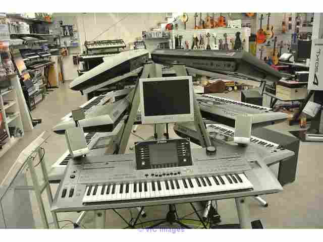 BUY NEW: Yamaha Tyros5 Workstation keyboard