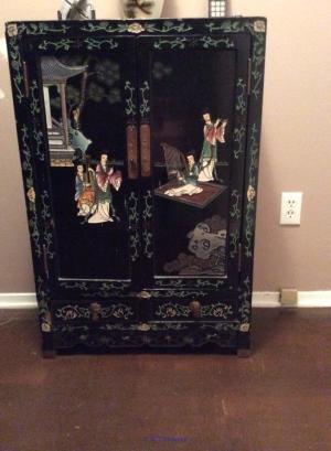 Various decorative items