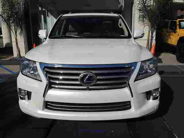  FOR SALE..... NEATLY USED LEXUS LX 570 2014 
