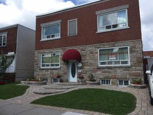 LASALLE, 4 ½, Triplex, A LOUER / FOR RENT