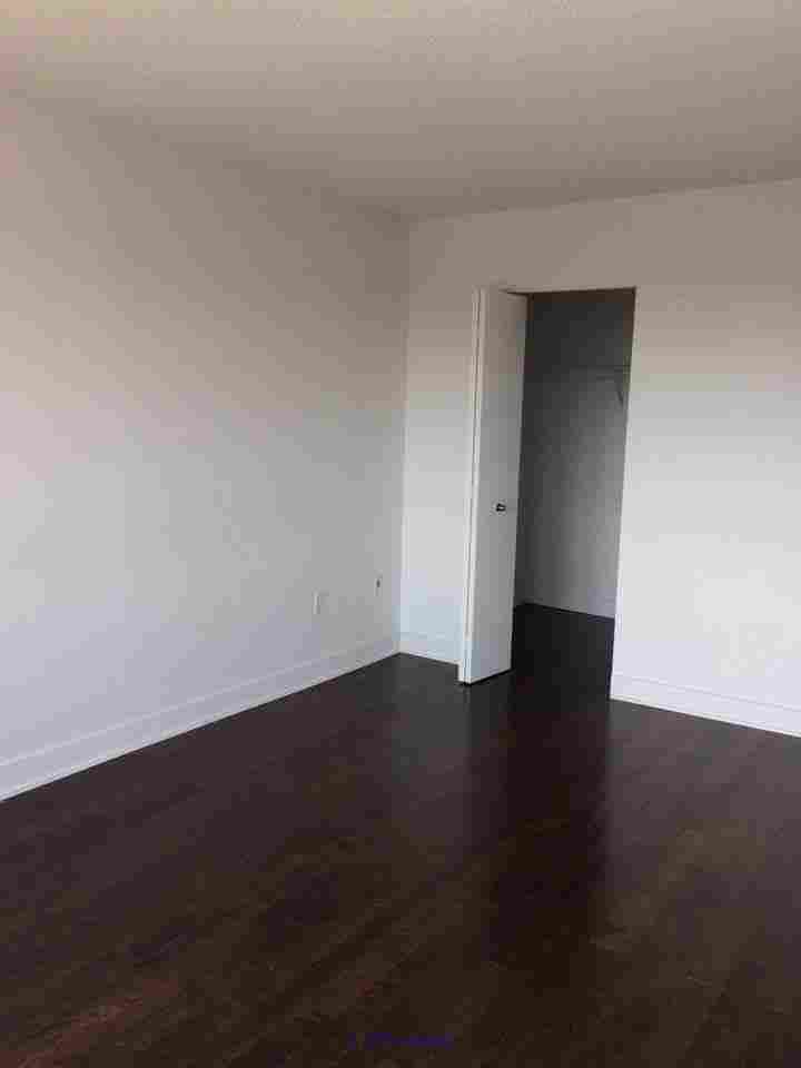 Apartment Ville St-Laurent Appartement Prix incroyable MUST SEE