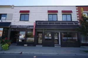 Bureaux à louer de 850 pieds carrés, au 2488 Bélanger (coin Iberville)