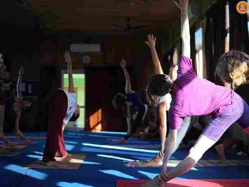 200 Hour Yoga Teacher Training in Rishikesh, India