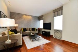 SPACIOUS 1 BEDROOM APARTMENT IN DOWNTOWN MONTREAL