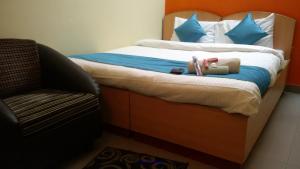 For Hotels / Lodging / Rooms / Paying Guest 709012102