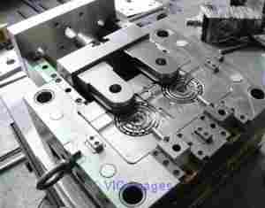 Offer rapid prototyping, CNC machining, rapid tooling & injection mold