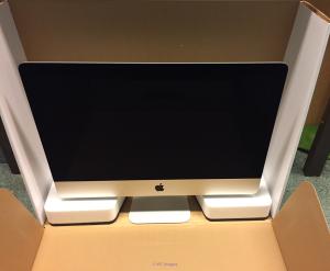Apple 21.5" iMac MK452LL/A with Retina 4K display 1TB Hard Drive