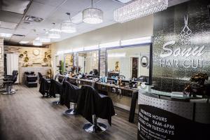 Best Haircut Salon | Cheap Barbershop in Surrey | Call Now -7789031278