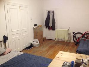 Room for rent Dec 1st MileEnd