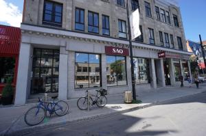 Local Commercial ou Bureaux à louer *3,830 pi ca* au RDC (Commercial o
