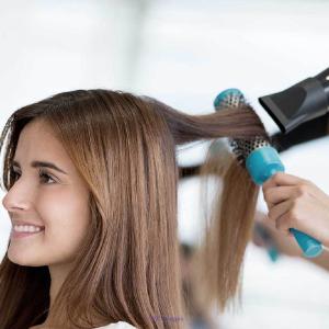 Women’s best hair color (Gloss, Balayage highlights) in Mississauga