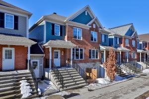Joli Condo 2017 3 chambres sur 2 étages Mascouche
